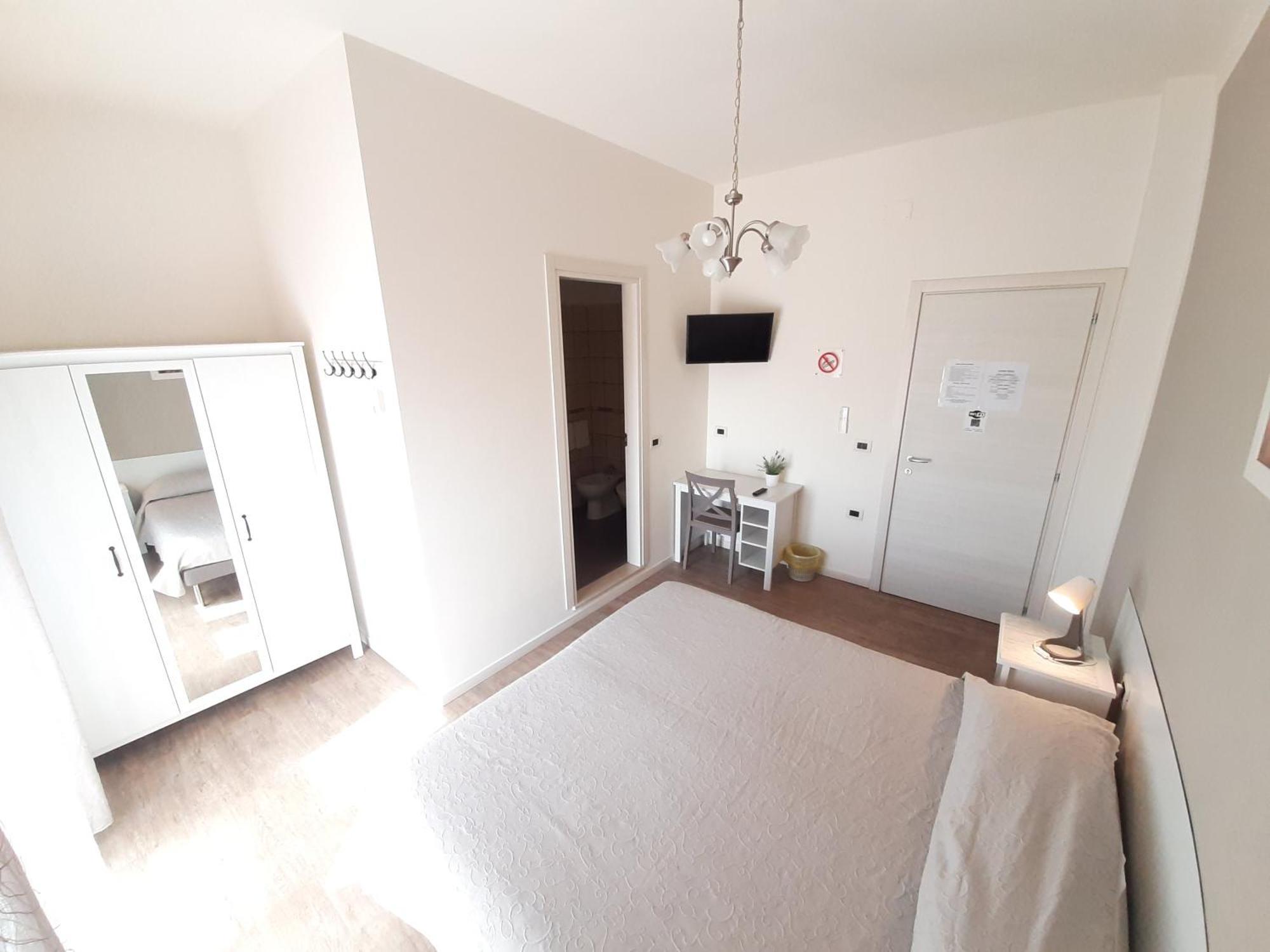 Dolce Dormire Civitanova 西维尔诺瓦·马尔凯 外观 照片