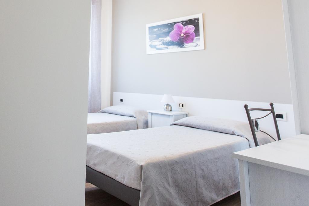 Dolce Dormire Civitanova 西维尔诺瓦·马尔凯 外观 照片