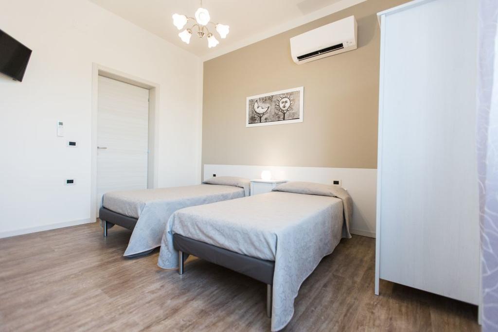 Dolce Dormire Civitanova 西维尔诺瓦·马尔凯 外观 照片